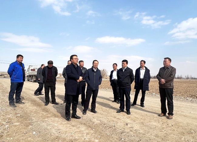 振興種業(yè)在行動,敦煌種業(yè)牽手奧凱種機、大禹節(jié)水現(xiàn)場對接推進千畝智慧種業(yè)示范園區(qū)建設(shè)項目